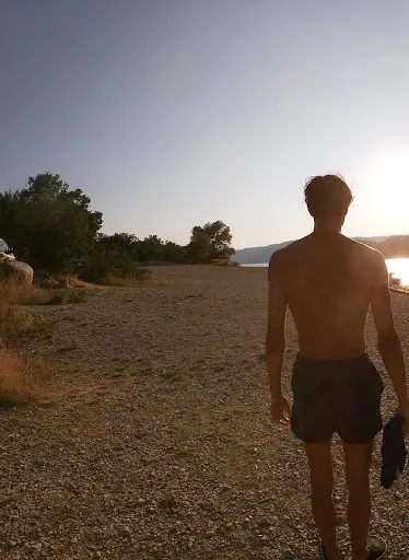 t/sdcard/DCIM/100GOPRO/GOPR0528