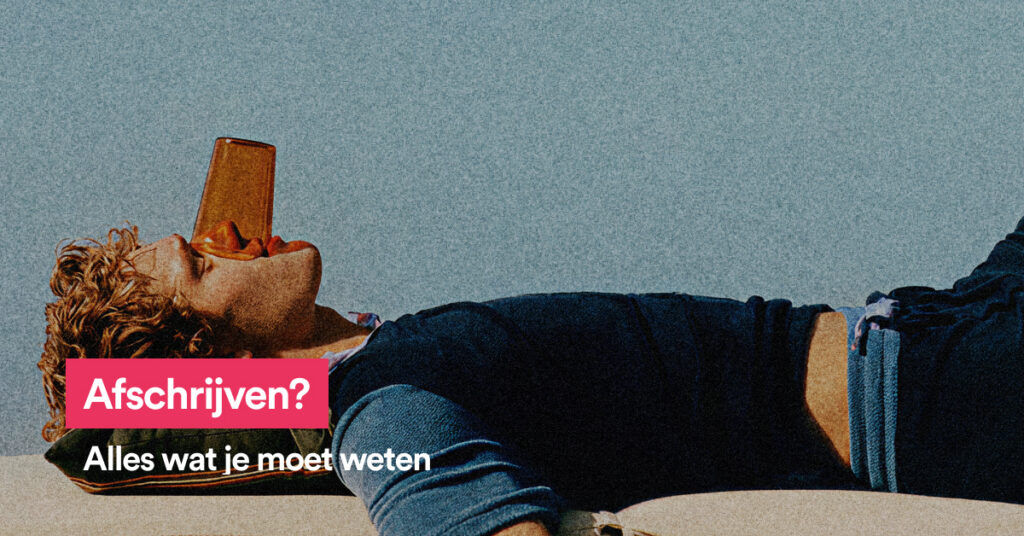 Man die ligt te zonnen en de tekst Afschrijven?